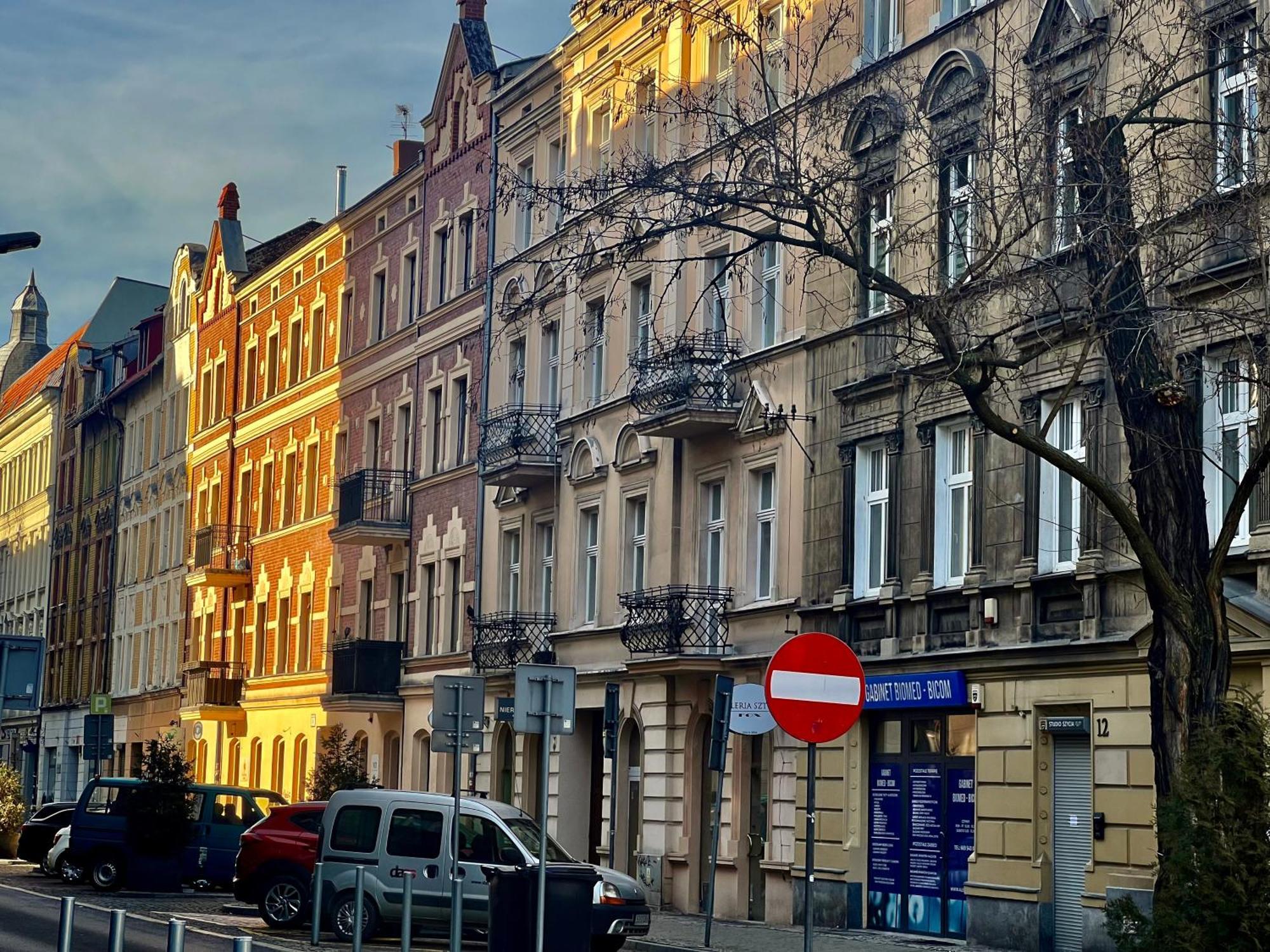 Apartamenty Tespis - Historic House Next To The Cathedral In The City Centre Katowice Extérieur photo